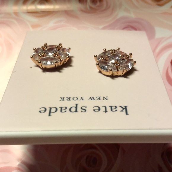 NWT SPARKLY KATE SPADE “FLYING COLORS “ - Blush - FIVE-STONE PIERCED EARRINGS.🌸 - Picture 6 of 11